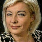 NJë grusht atdhe nga Mimoza Leskaj