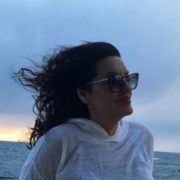 UNË, SIRENA nga Rita Filipi